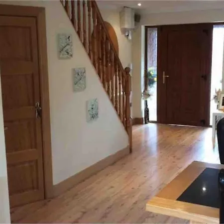 Luxury In Dublin Wifi Tv Close To Centre Holiday home