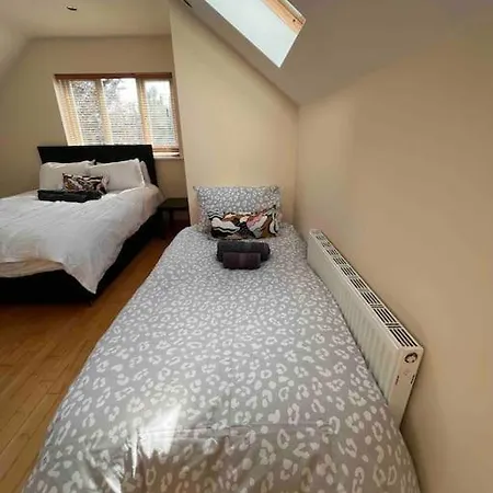 Luxury In Dublin Wifi Tv Close To Centre Lucan