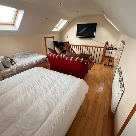 Holiday home Luxury In Dublin Wifi Tv Close To Centre Lucan