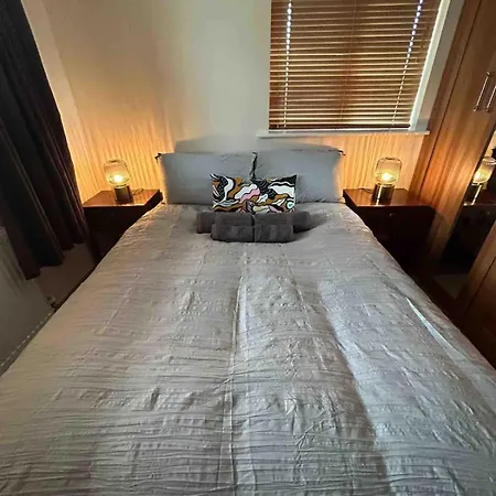 Prázdninový dům Luxury In Dublin Wifi Tv Close To Centre Lucan